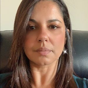 Meet your Posher, Juliana